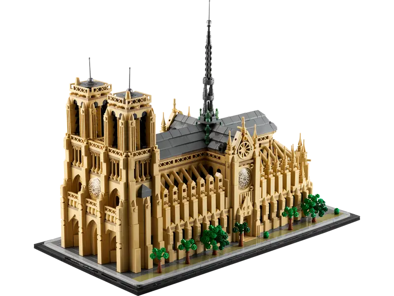 LEGO 21061 - NOTRE-DAME DE PARIS