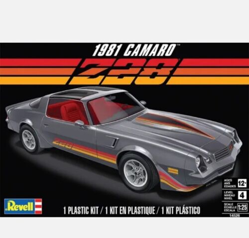 REVELL '81 CAMARO Z28 1:25