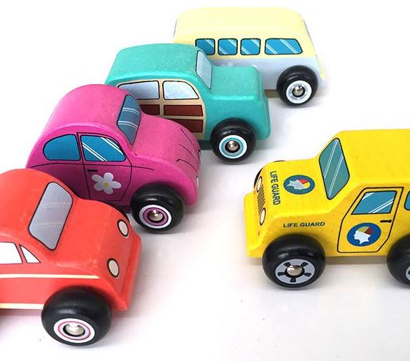 DISCOVEROO  - BEACH CAR SET ( SET OF 5 )