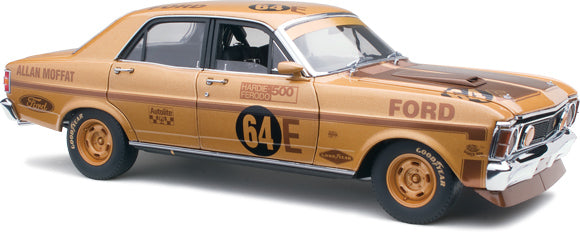 CLASSIC CARLECTABLES 1:18 FORD XW BATHURST WINNER 50TH ANNIVERSARY GOLD LIVERY