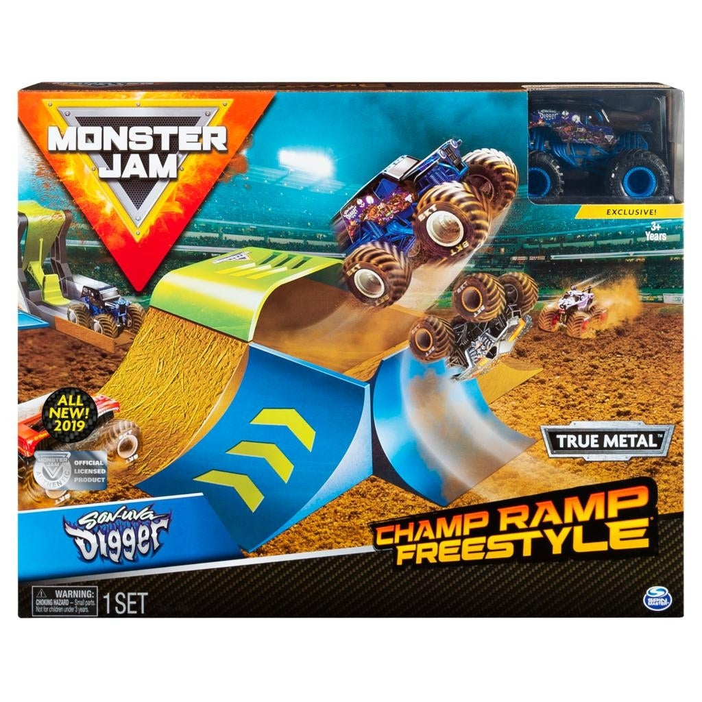 MONSTER JAM CHAMP RAMP FREESTYLE PLAYSET